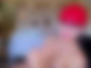 Live cam show with kyler-tay - Bald on Dolls Live