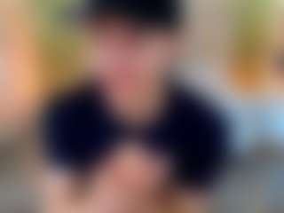 kyler-tay's Live Sex Cam Show