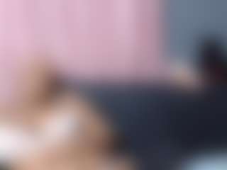 Live cam show with MadamCee - Double Penetration on livesuperchat.net