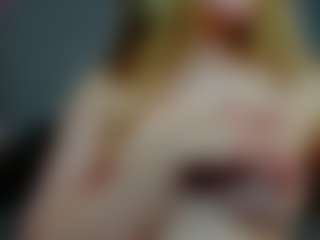 Live cam show with Milena-Denmark - Camel Toe on boobsie.com