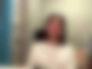 Live cam show with RosalieWeydert - Brown Hair on Camsoda