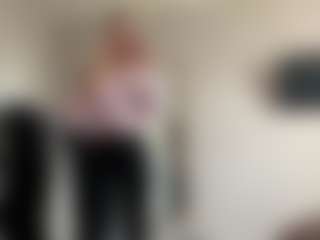 Nora's Live Sex Cam Show