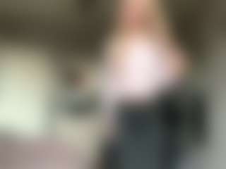Nora's Live Sex Cam Show