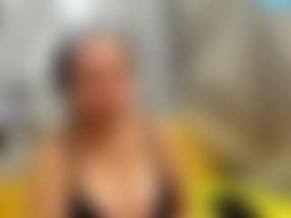 Live cam show with CharlotteMoon1 - Average on sexylive.show