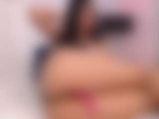liabunny-X's Live Sex Cam Show