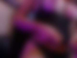 Roxy-Fox-2's Live Sex Cam Show