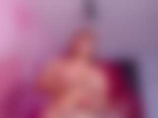 Roxy-Fox-2's Live Sex Cam Show