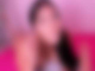 Live cam show with SarahYessica - Facial on Camsoda