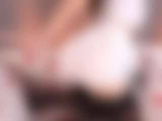 Mia's Live Sex Cam Show