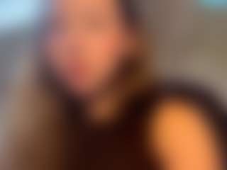 Live cam show with AnnikaBlacketer - New Shaved Pussy on Camsoda