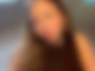 AnnikaBlacketer's Live Sex Cam Show