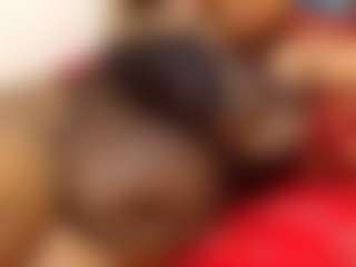 Live cam show with BustyDiva - Public Ebony on studioflirtlive.com