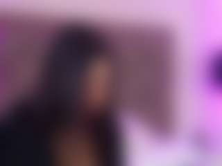 Live cam show with JulietteMoretti - Blowjob on Free Soda