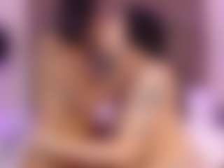 Live cam show with JulietteMoretti - Toys on crypto-cams