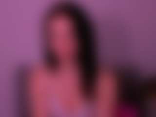 Live cam show with MabelTempting - Normal on TeamSkeetLive