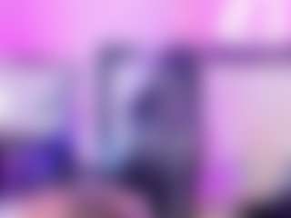 MiiaDiaz's Live Sex Cam Show