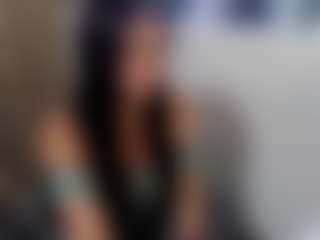 MiiaDiaz's Live Sex Cam Show