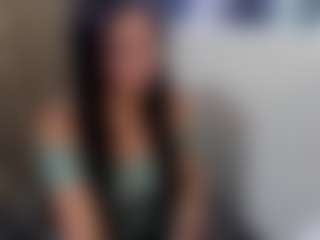 MiiaDiaz's Live Sex Cam Show