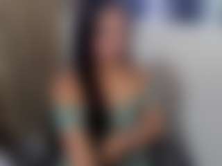MiiaDiaz's Live Sex Cam Show