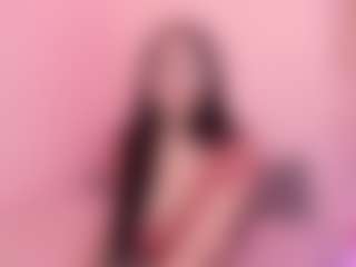 Live cam show with MiiaDiaz - Thin on Camsoda