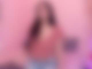 Live cam show with MiiaDiaz - Nipple Piercings on Fling VIP Chat