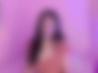 MiiaDiaz's Live Sex Cam Show