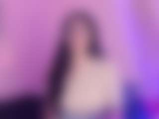Live cam show with MiiaDiaz - Average on 1on1-livenow
