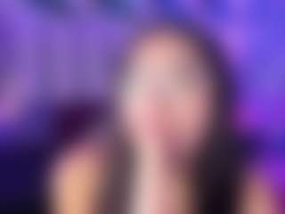 MiiaDiaz's Live Sex Cam Show
