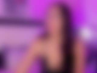 MiiaDiaz's Live Sex Cam Show
