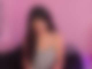 Live cam show with MiiaDiaz - Lush on friskycurves.com