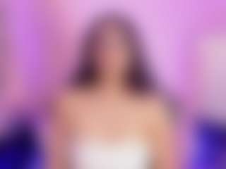 Live cam show with MiiaDiaz - Thin on Livezox