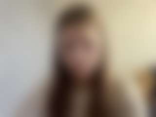 Live cam show with Lilly - Moaning on Camiplay Live