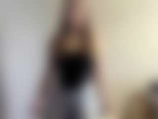 Live cam show with Lilly - Hairy Pussy on slutload