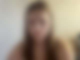 Live cam show with Lilly - Erotic Dance on Uber Horny