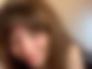 Live cam show with NikiLaduke - Smoking on Camiplay Live