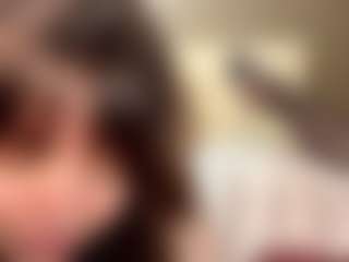Live cam show with NikiLaduke - Cute on AdultVida.com