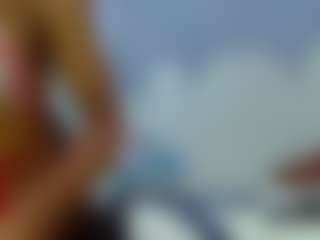 bella-777's Live Sex Cam Show