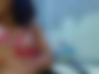 bella-777's Live Sex Cam Show