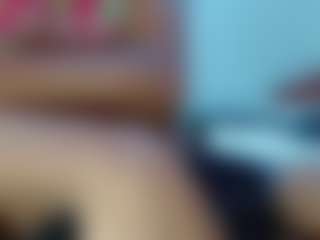 bella-777's Live Sex Cam Show