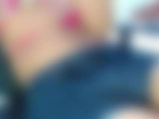 bella-777's Live Sex Cam Show