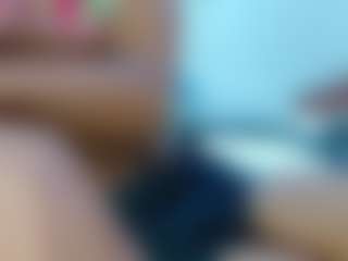 bella-777's Live Sex Cam Show