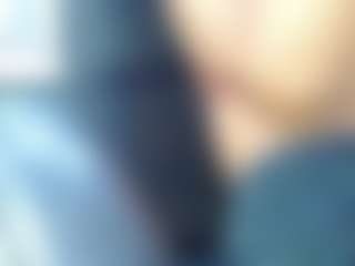 bella-777's Live Sex Cam Show