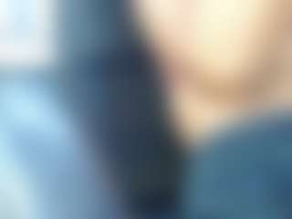 bella-777's Live Sex Cam Show