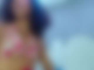 bella-777's Live Sex Cam Show