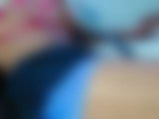 bella-777's Live Sex Cam Show
