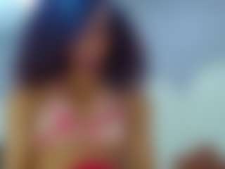 bella-777's Live Sex Cam Show