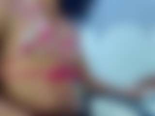 bella-777's Live Sex Cam Show