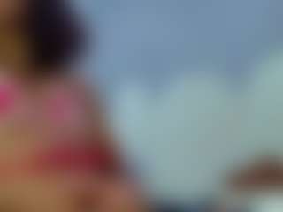 bella-777's Live Sex Cam Show