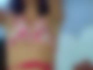 bella-777's Live Sex Cam Show