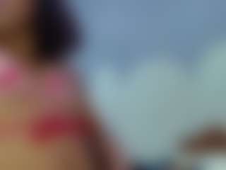 bella-777's Live Sex Cam Show